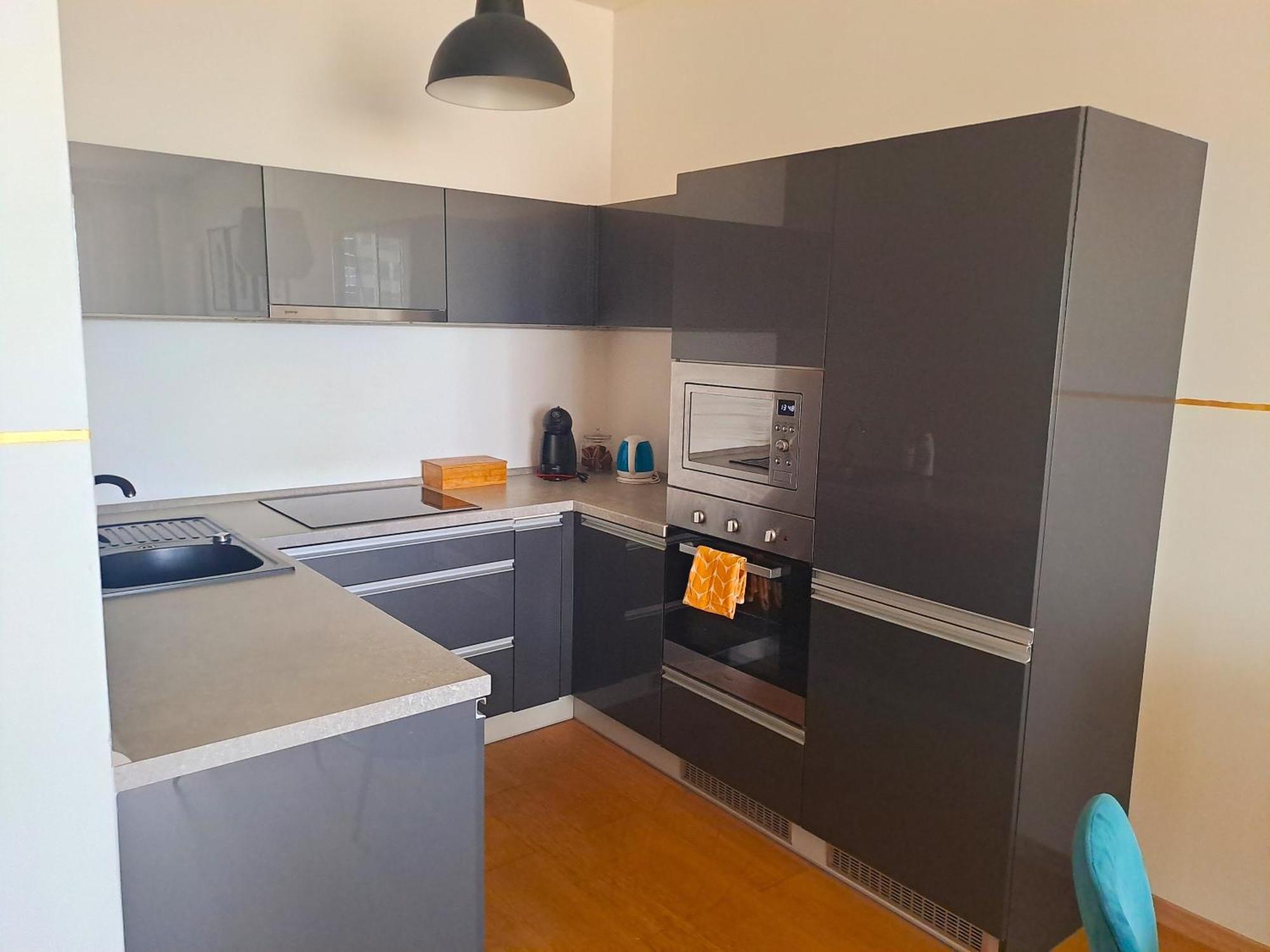Ferienwohnung Stylish Getaway In Prime Bratislava Location - By The Danube And Old Town Exterior foto